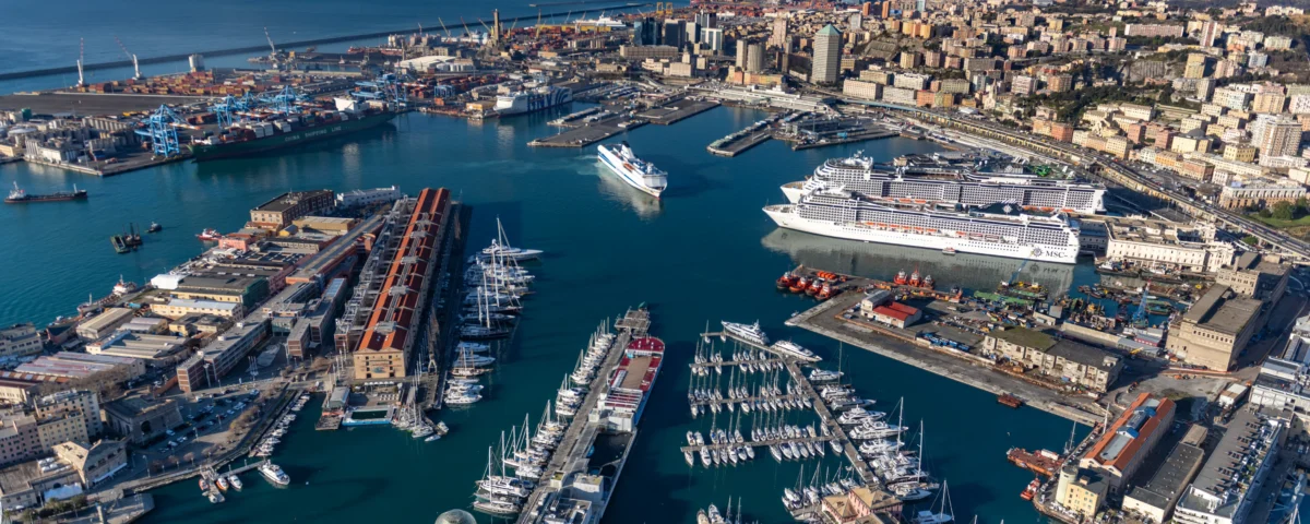 Porto di Genova Antico, foto di Roberto Merlo